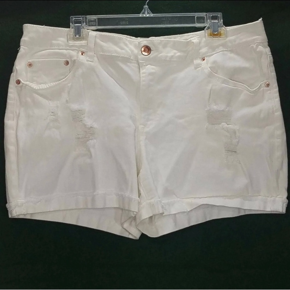 Time and tru white distressed jean shorts